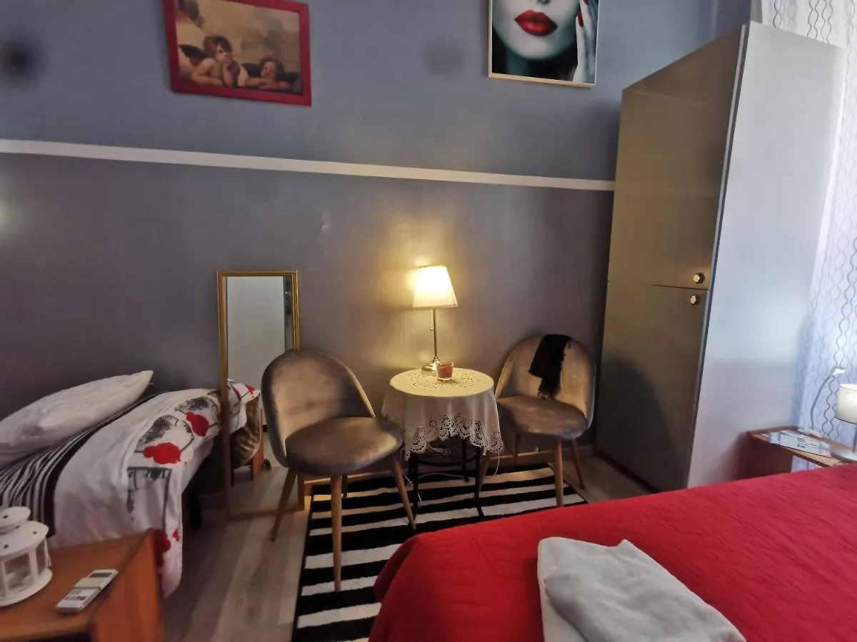 Hostel Roman Holidays