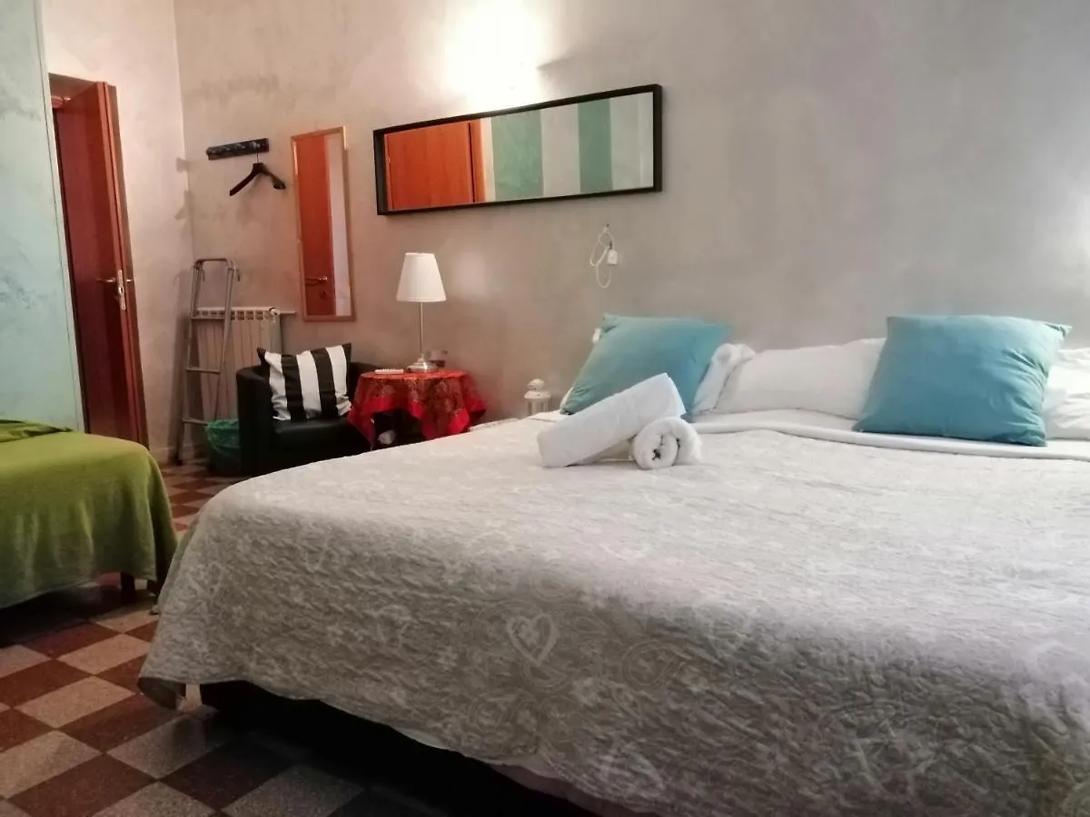 Hostel Roman Holidays Italy