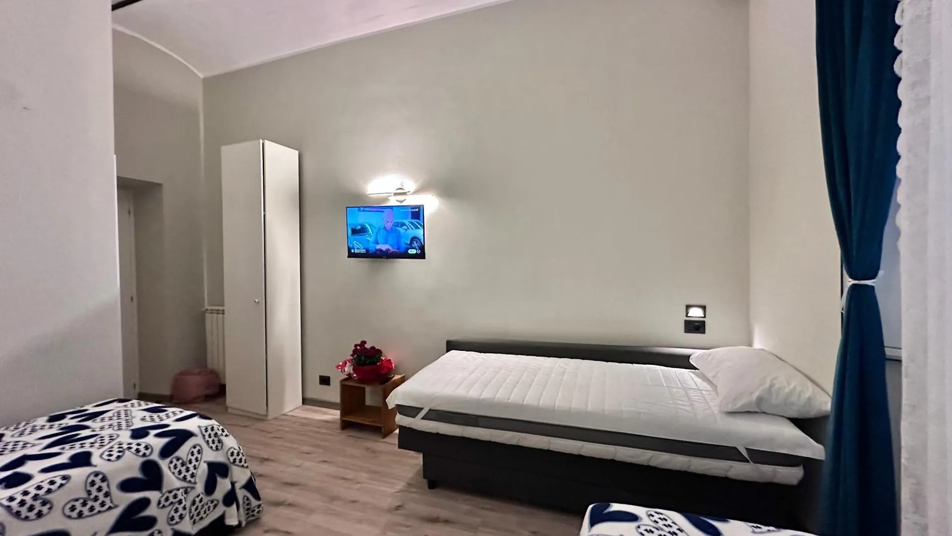 Roman Holidays Hostel Rome