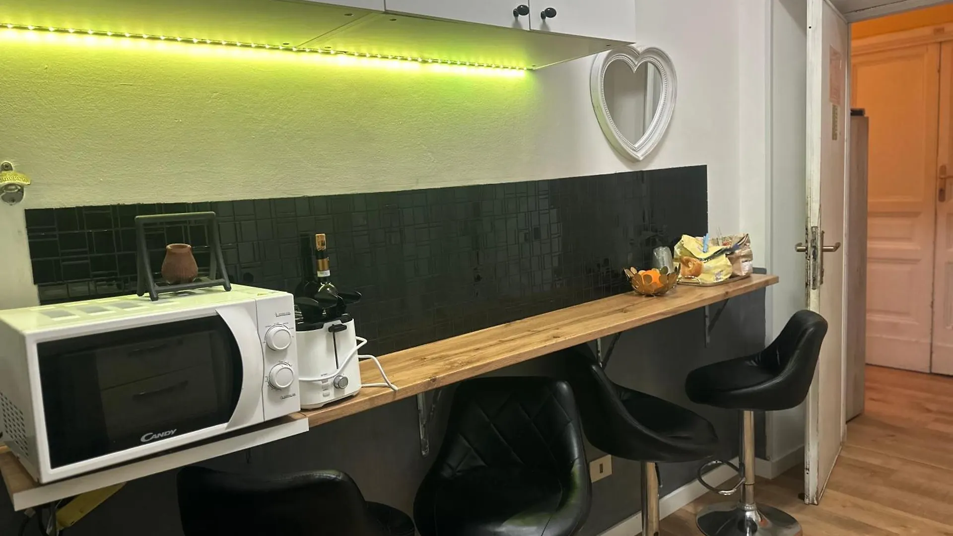 Roman Holidays Hostel Rome