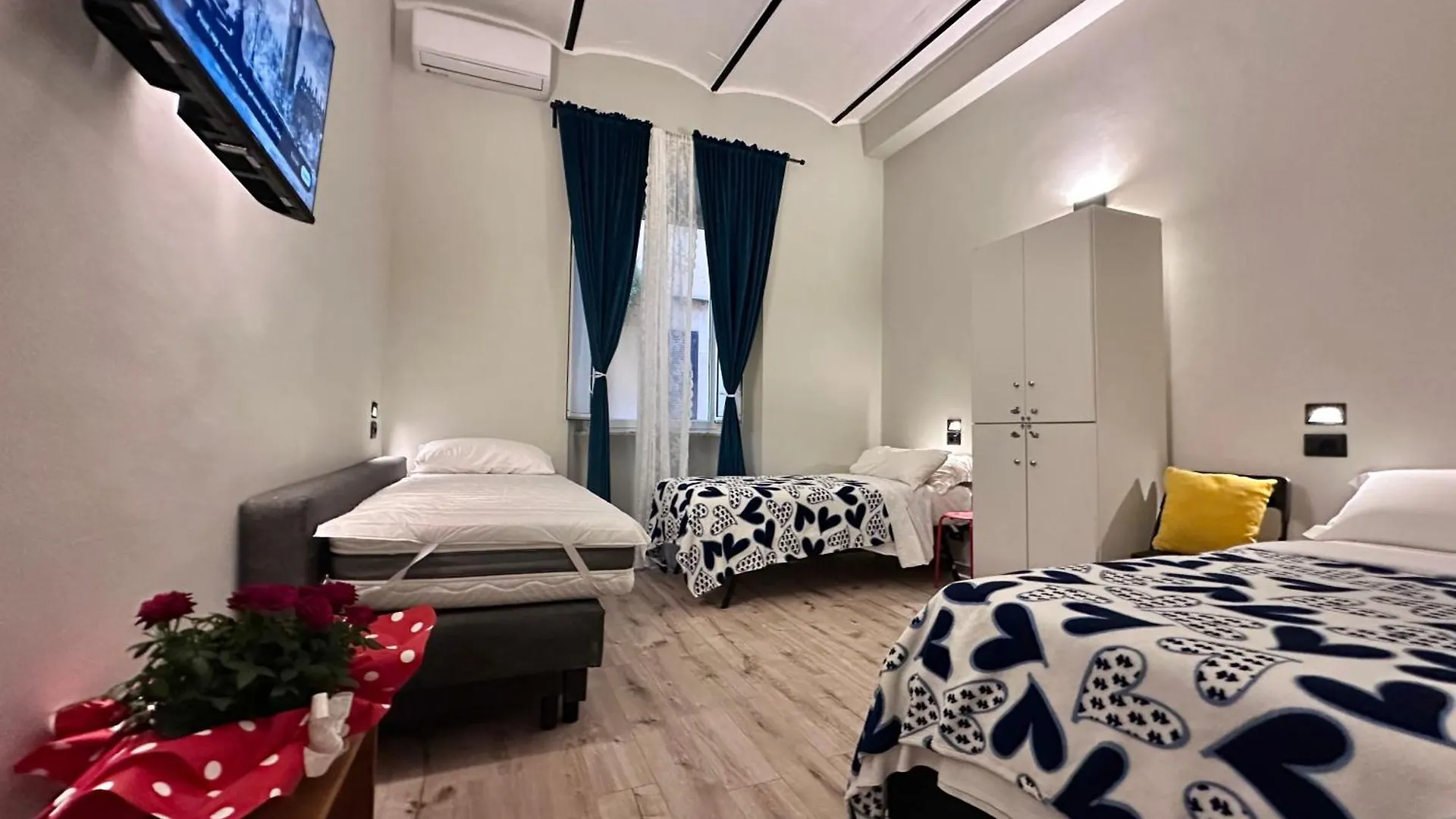 Hostel Roman Holidays