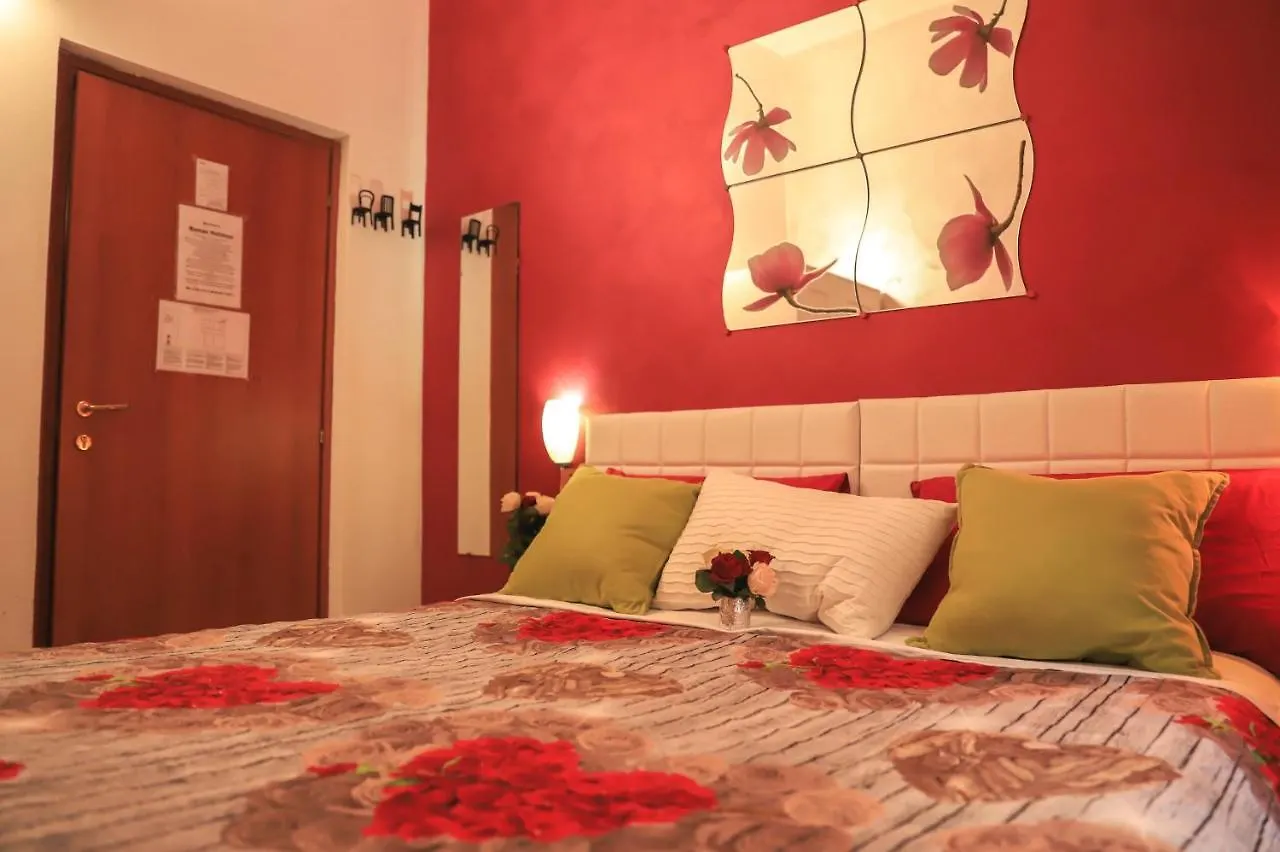 Roman Holidays 0*, Rome Italy