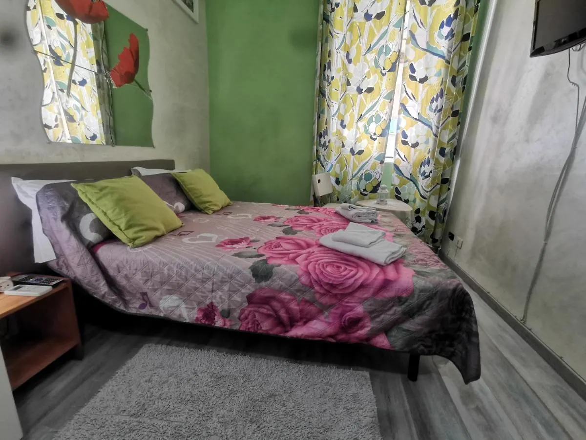 Roman Holidays Hostel